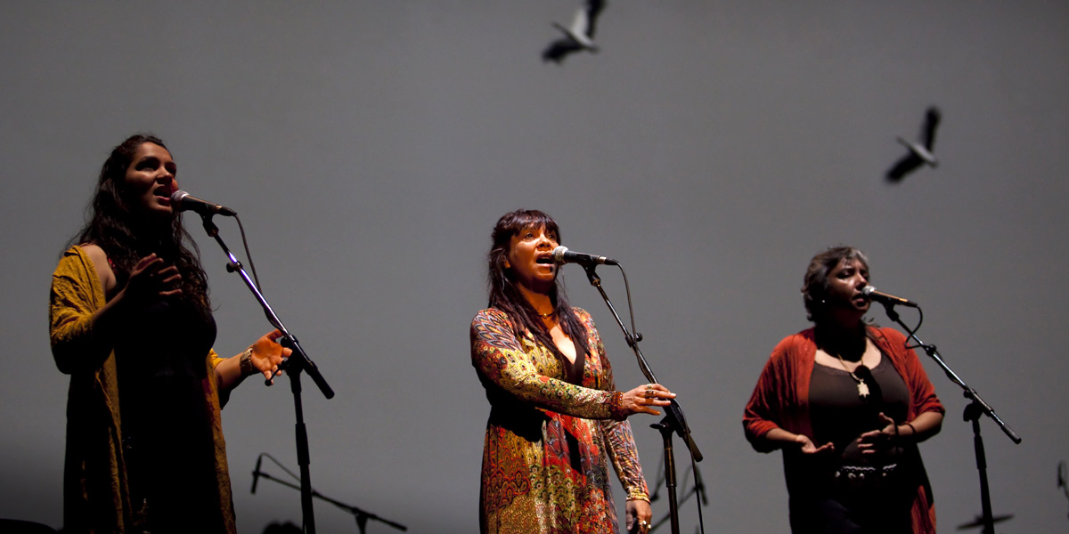 dirtsong: Deline Briscoe, Shellie Morris and Lou Bennett. Photo: Chris Dew