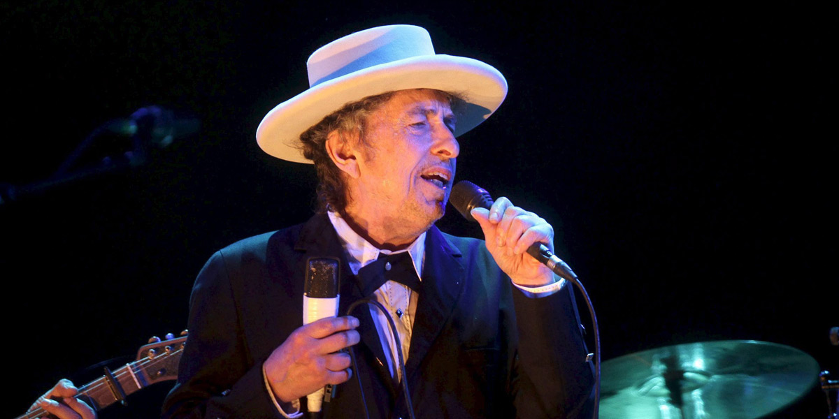 Dylan circumnavigates the world like an old-time troubadour. Photo: EPA/AAP