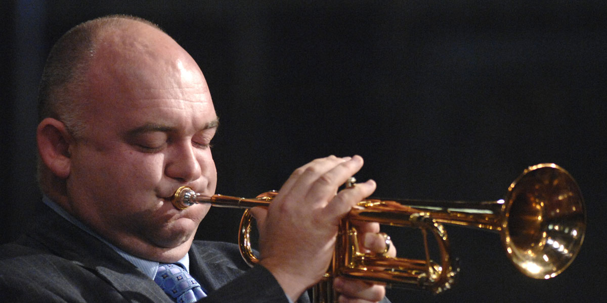 James Morrison will run his own jazz academy in Mt Gambier from next year.