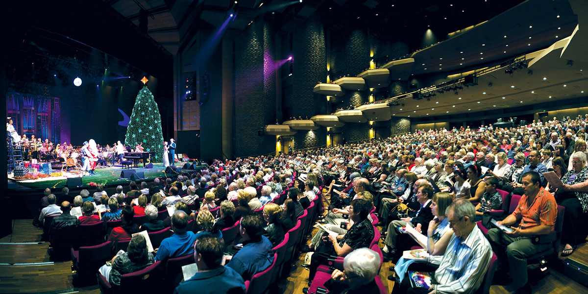 Thumbnail for Christmas Proms goes retro