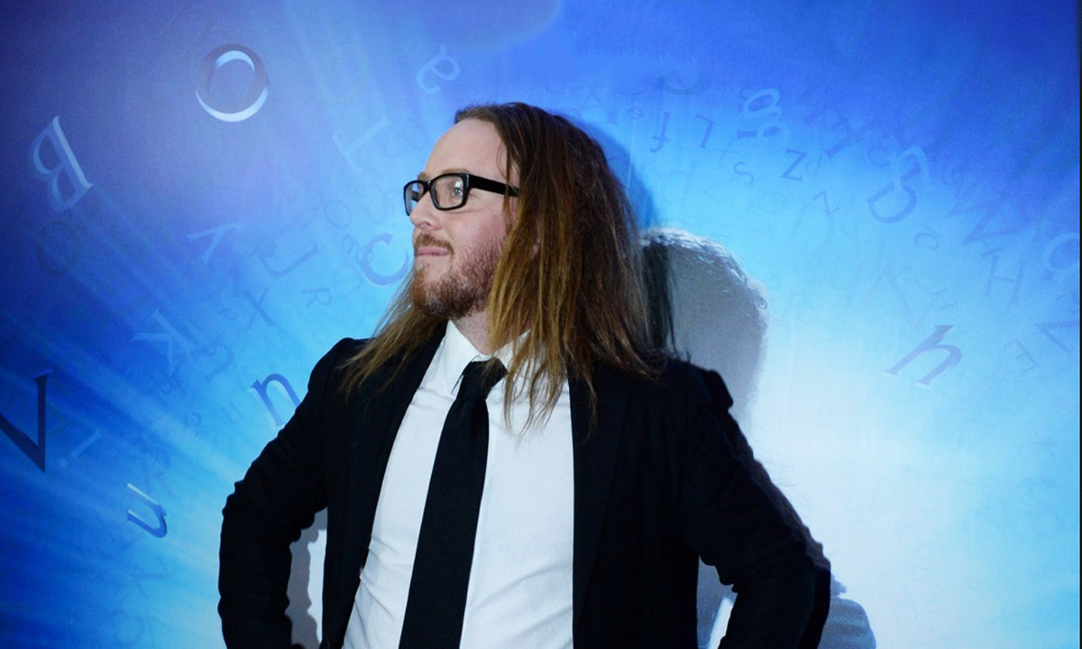 Thumbnail for Tim Minchin revels in musical mischief