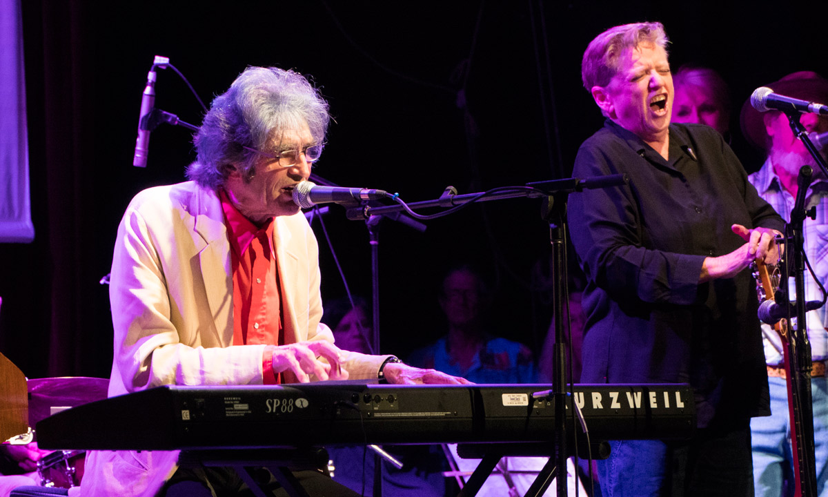 Peter Head and Robyn Archer. Photo: Peter Tea