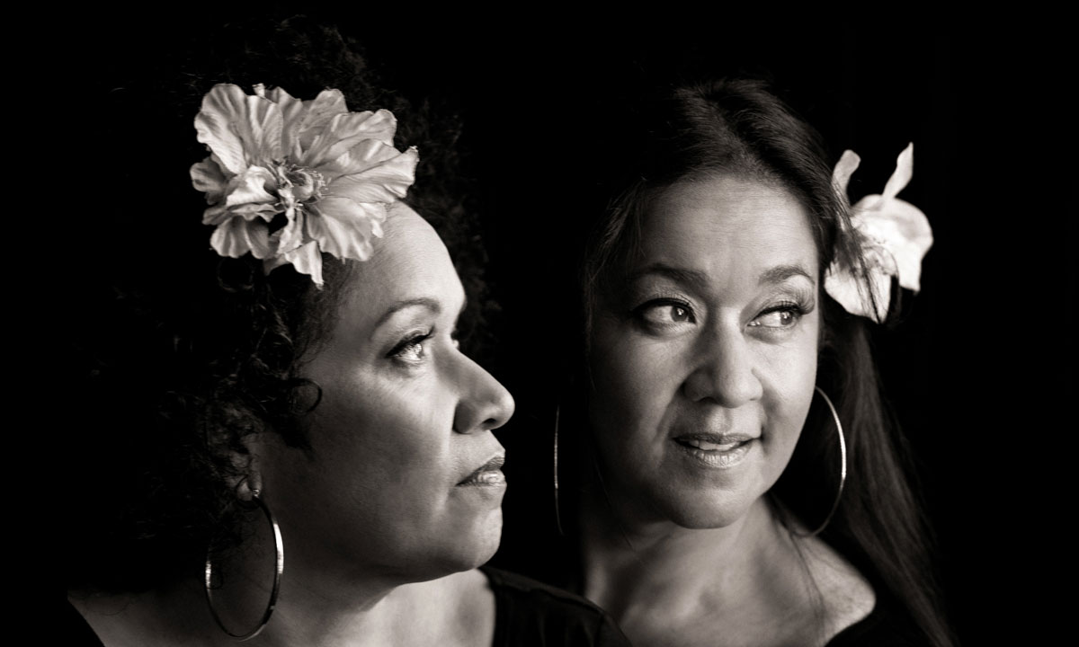 Thumbnail for Review: Vika and Linda Bull