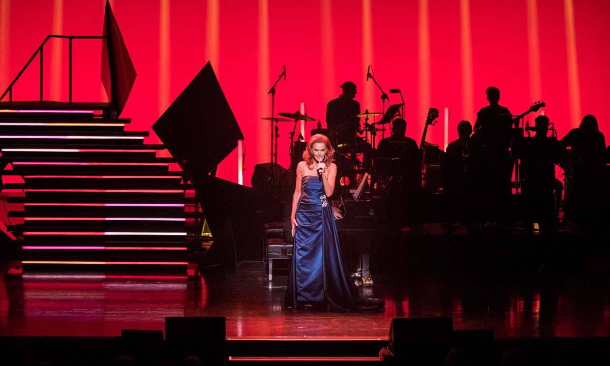 Rhonda Burchmore performs at the Walk of Fame Gala. Photo: Kelly Carpenter