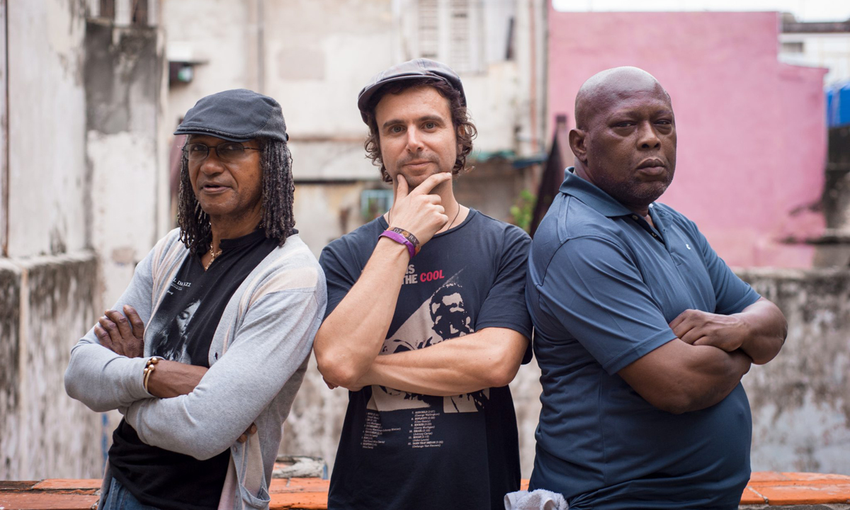 Jake (aka Mista) Savona with Jamaican musos Sly & Robbie. Photo: Lara Merrington