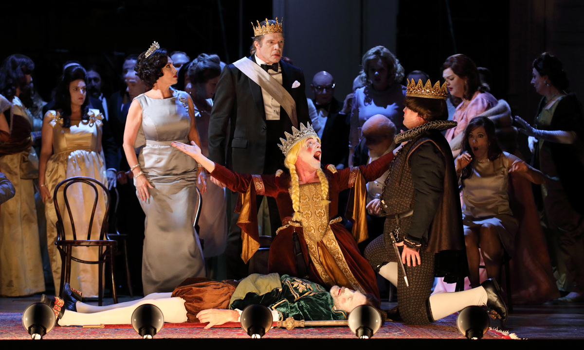 A scene from Hamlet, at the Festival Theatre. Photo: Tony Lewis / Adelaide Festival