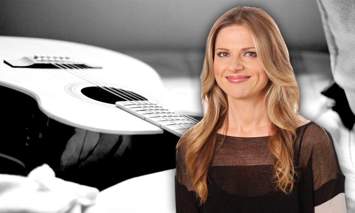 Thumbnail for Talking strings and sliding doors with Julia Zemiro
