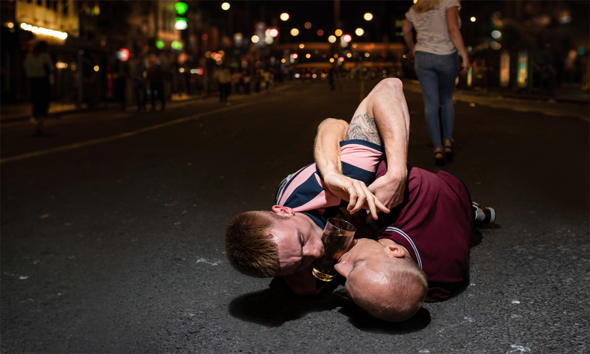Enter Achillies. Photo: Hugo Glendinning