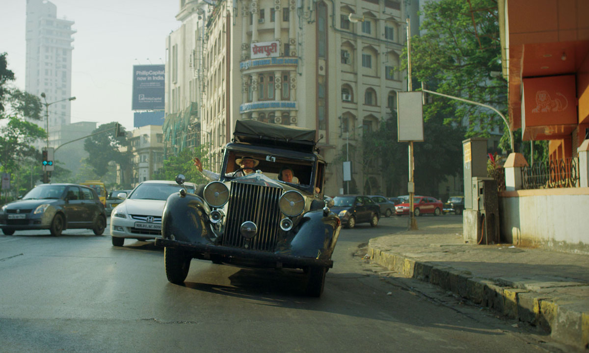 The Rolls-Royce is a character itself in Romantic Road. Photo: Unknown Pictures