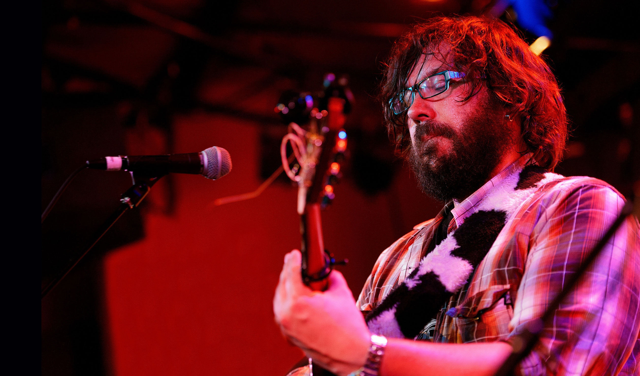 Cal Williams Jr and his bandmates deliver a great night's musical entertainment.