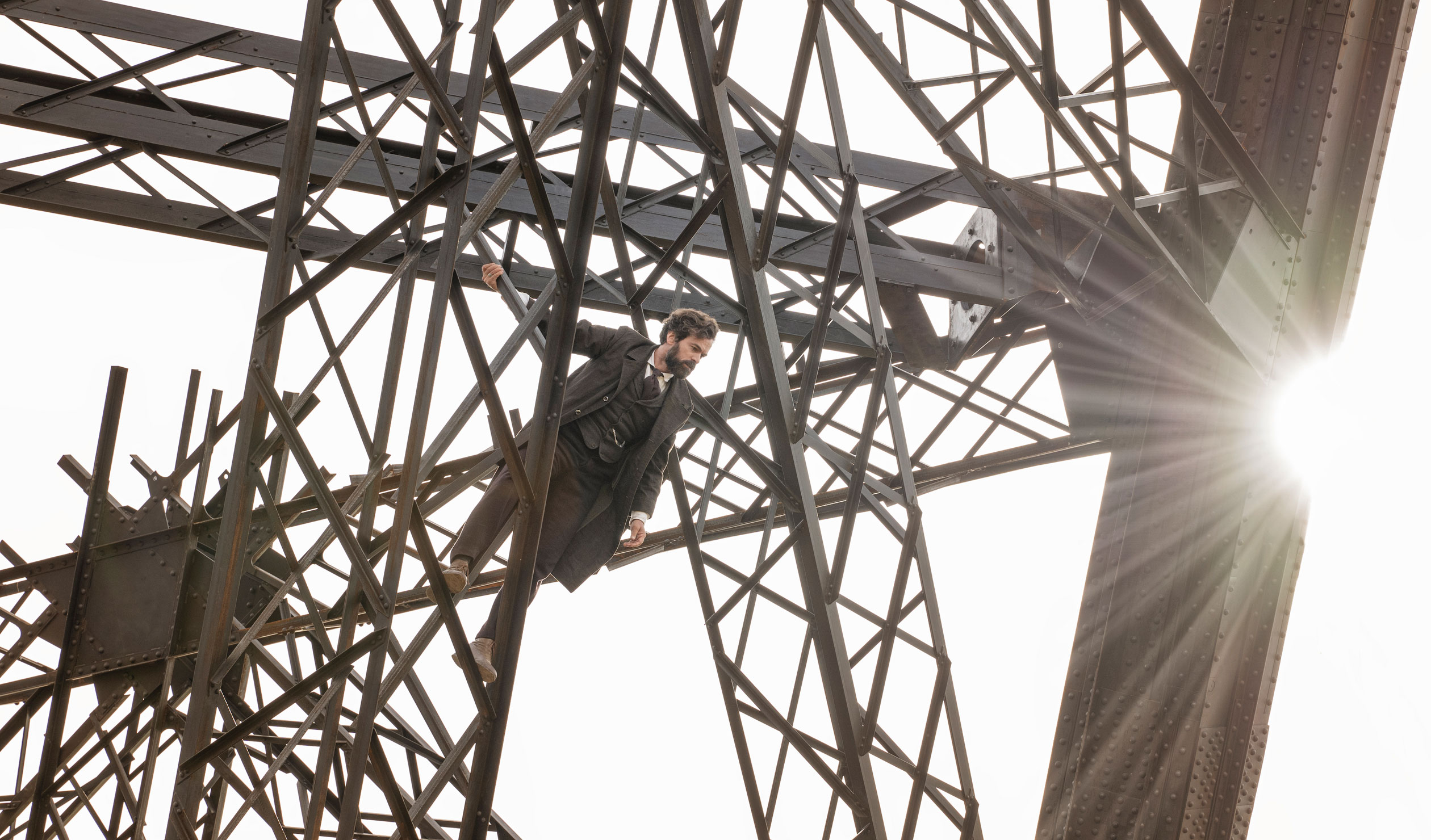 Romain Duris plays Gustave Eiffel in the biopic that will open the 2021 Alliance Francaise French Film Festival. 