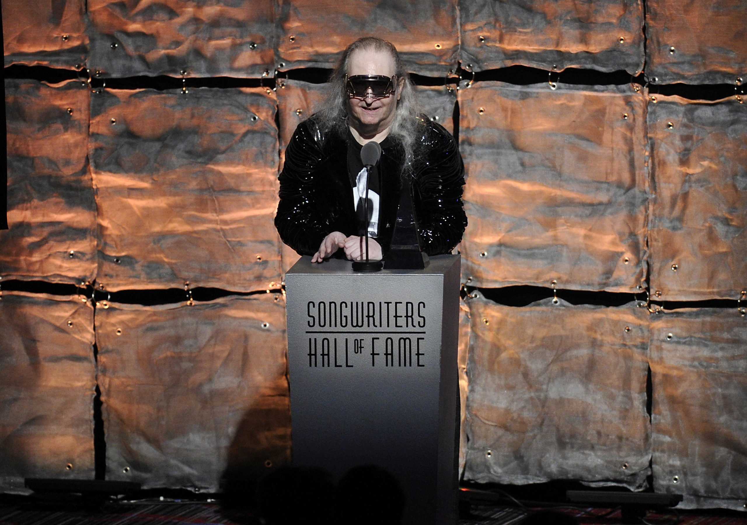 Thumbnail for Bat Out Of Hell composer and hitmaker Jim Steinman dies