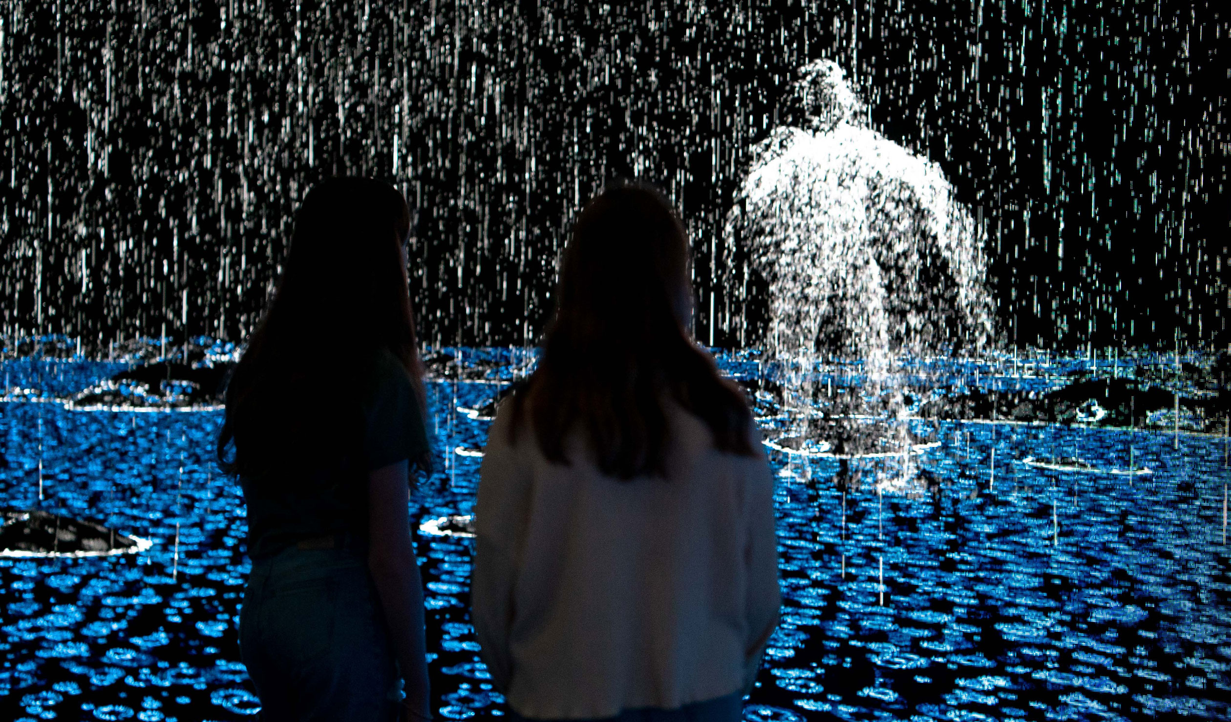Immersion is presented within the Ellipse – a purpose-built room with a 360-degree LED display that immerses audiences in the story. Photos: BANTA Creative Agency