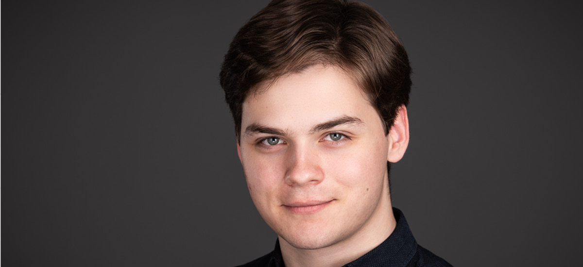 2022 Helpmann Academy InReview Mentorship recipient Gianluca Noble. Photo by Sam Oster
