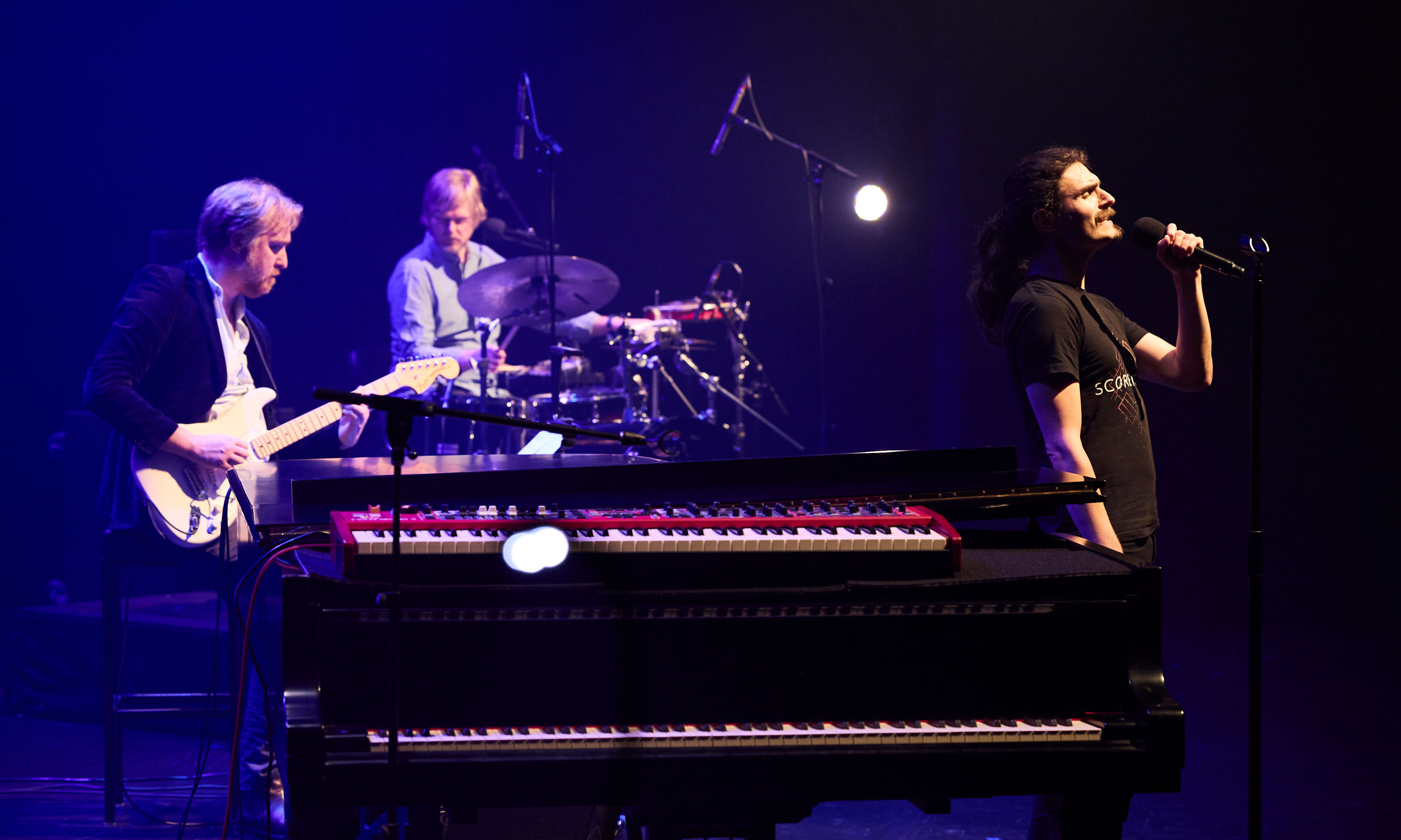 Rai Thistlethwayte (right) is joined by James Muller (guitar) and Ben Vanderwal (drums) for 'The Quiet Side of Rai Thistlethwayte'. Photo: Claudio Raschella