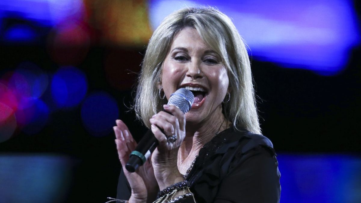 Thumbnail for Tributes flow for Olivia Newton-John
