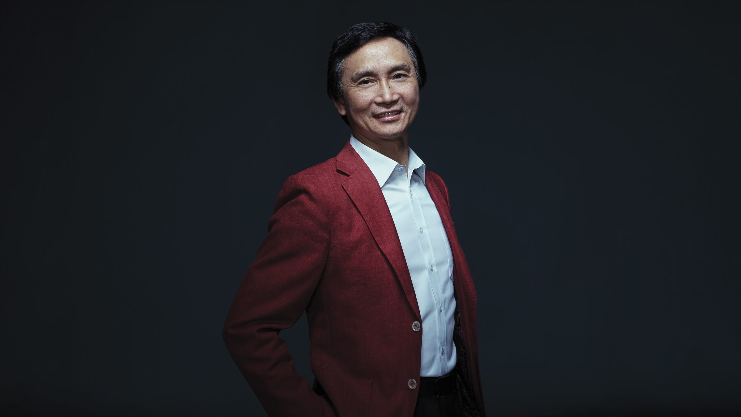 Outgoing artistic director of Queensland Ballet, Li Cunxin, has launched a scathing attack on Federal arts funding.