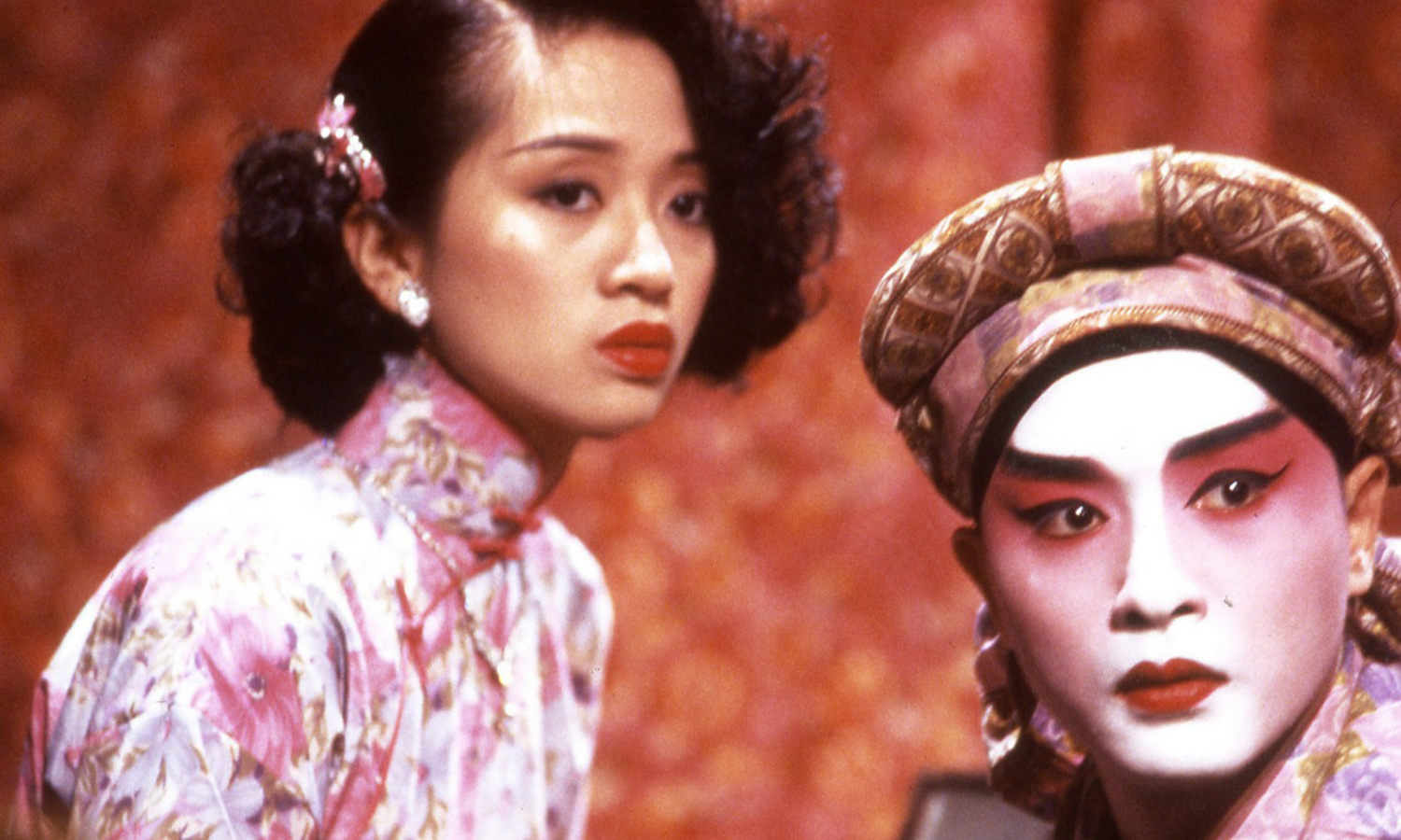 A screen shot showing Anita Mui and Leslie Cheung in the 1988 film 'Rouge'.  Photo © 2010 Fortune Star Media Limited (all rights reserved).