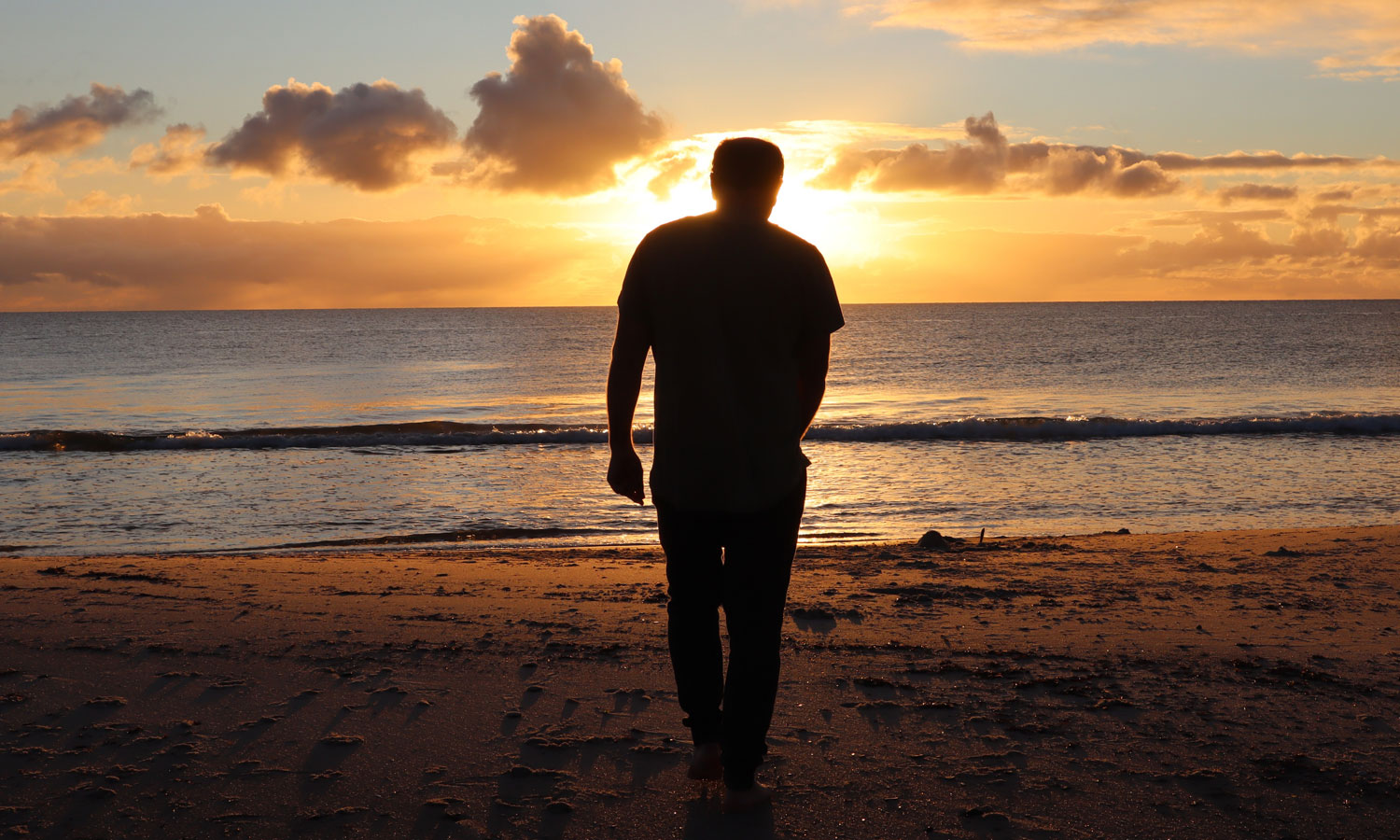 'it’s been my meditation, my grounding' – actor Chris Pitman has always had an affinity with the ocean. Photo: supplied